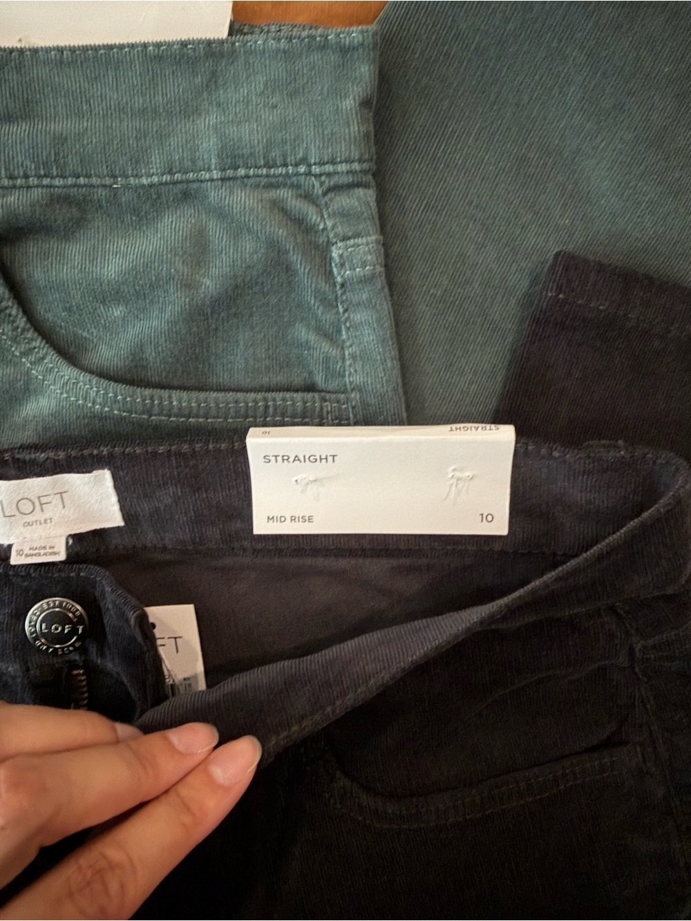 Lot of 3 - Loft Corduroy Pants - Picture 3 of 6